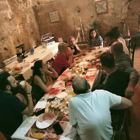 Oda ve Kahvaltı Girgenti Domus *