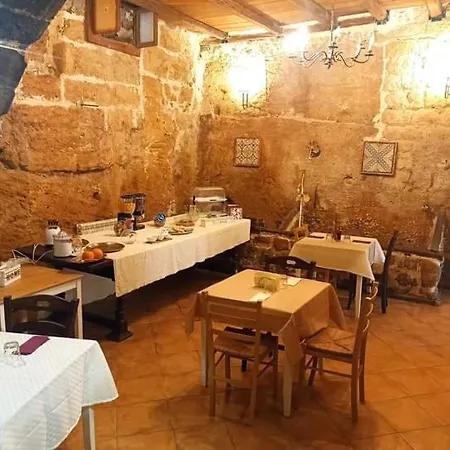 Girgenti Domus *